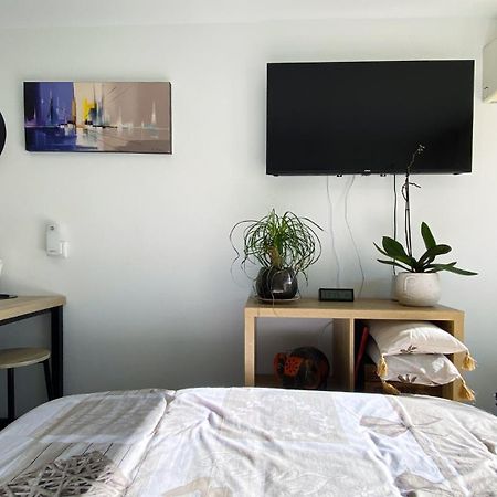 Studio Clair, Climatise Avec Jardin Et Parking แปร์ปินญอง ภายนอก รูปภาพ